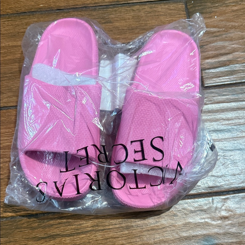 Victoria's Secret Vibrant Pink Slides